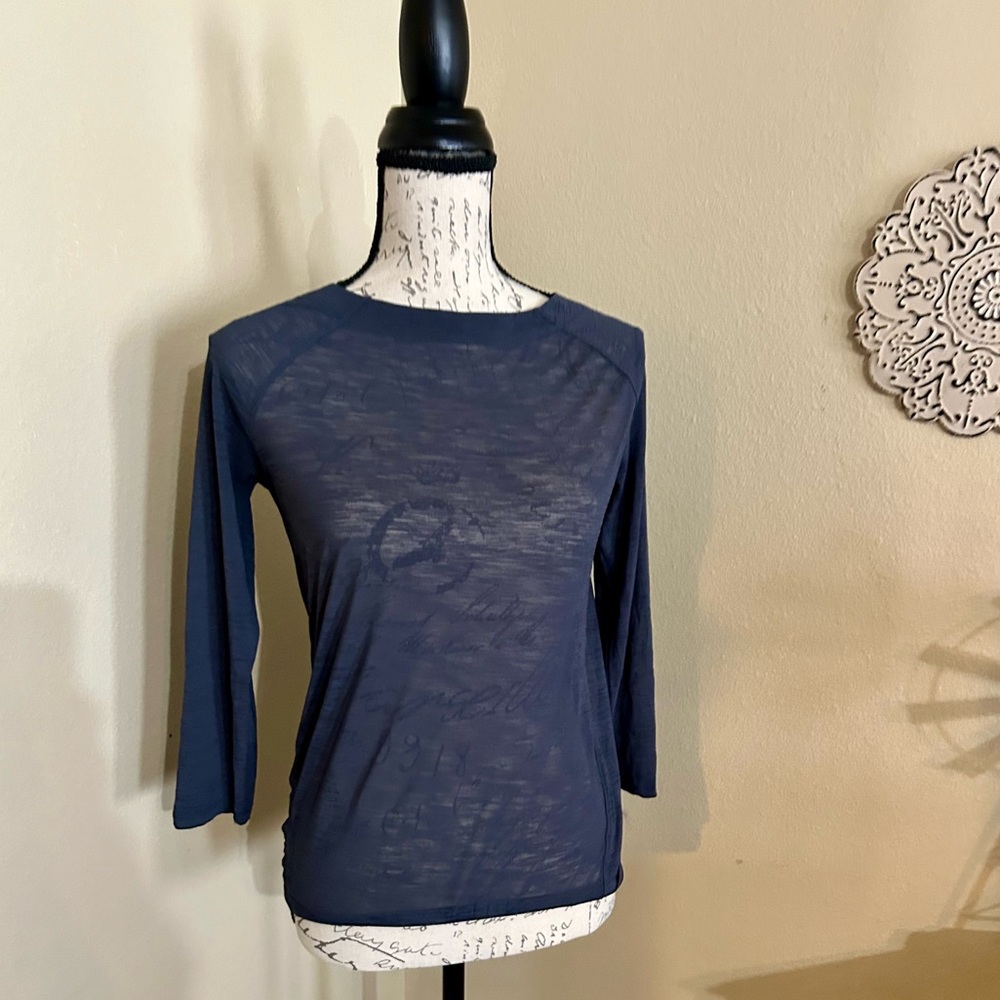 Athleta top